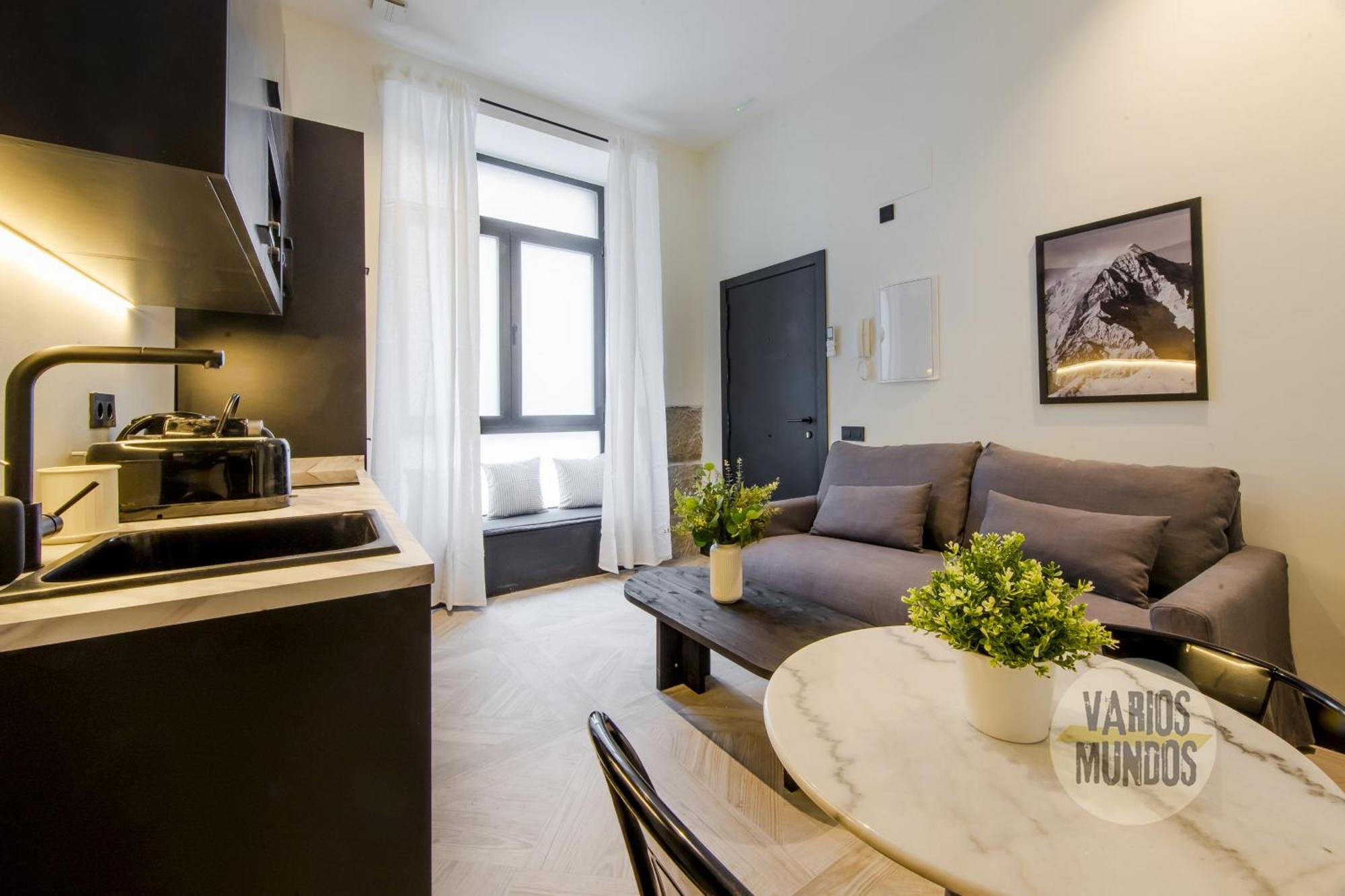 Iconic Apt En Plena Plaza Del Carmen Para 4Pax E3 Madrid Exterior foto