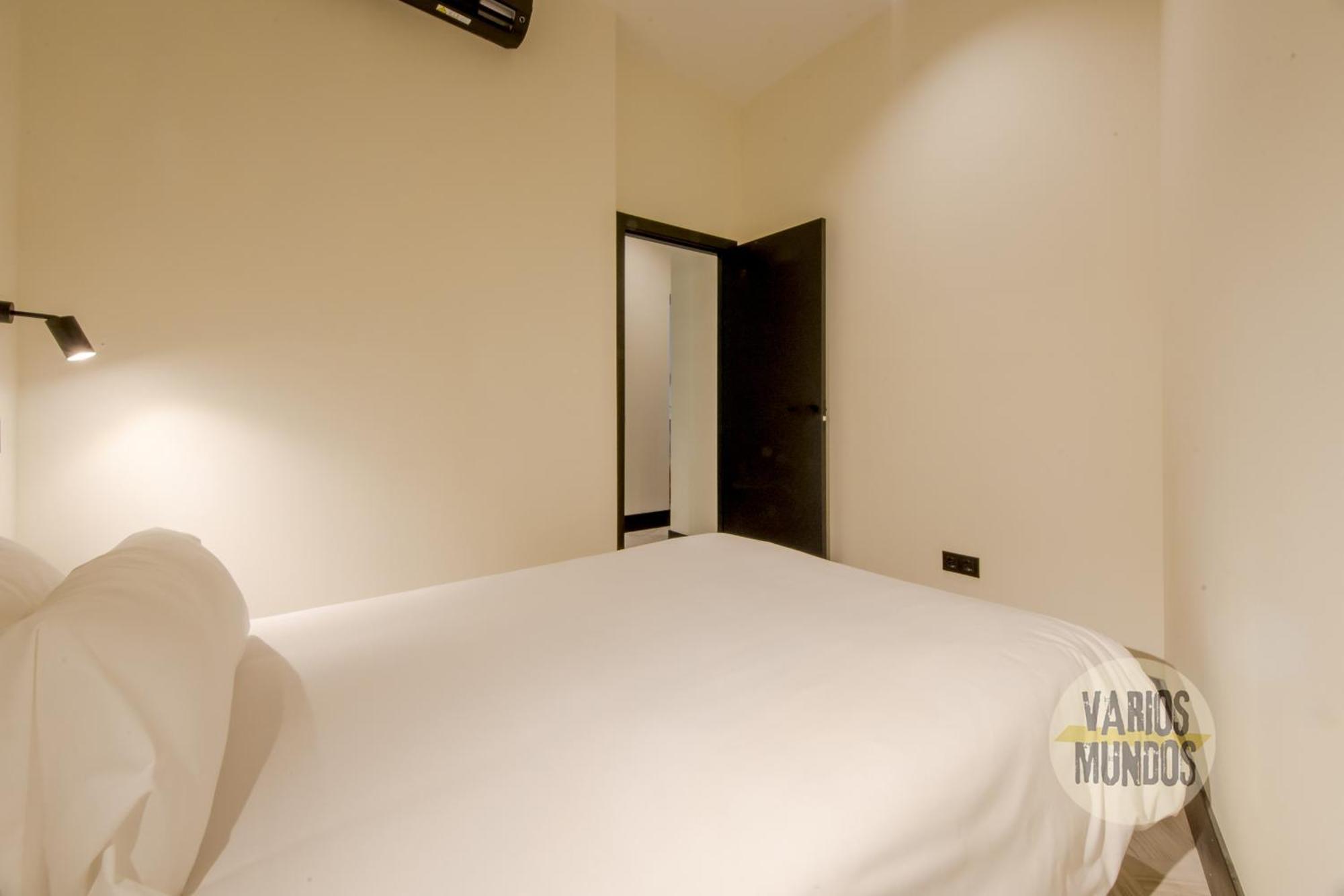 Iconic Apt En Plena Plaza Del Carmen Para 4Pax E3 Madrid Exterior foto